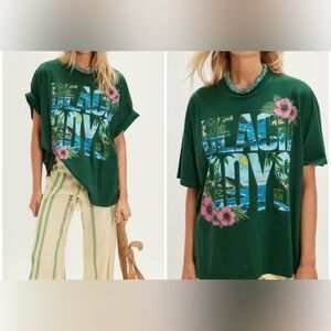 NWOT Daydreamer Beach Boys Wouldn't It Be Nice Tee - Amazon green - one size
